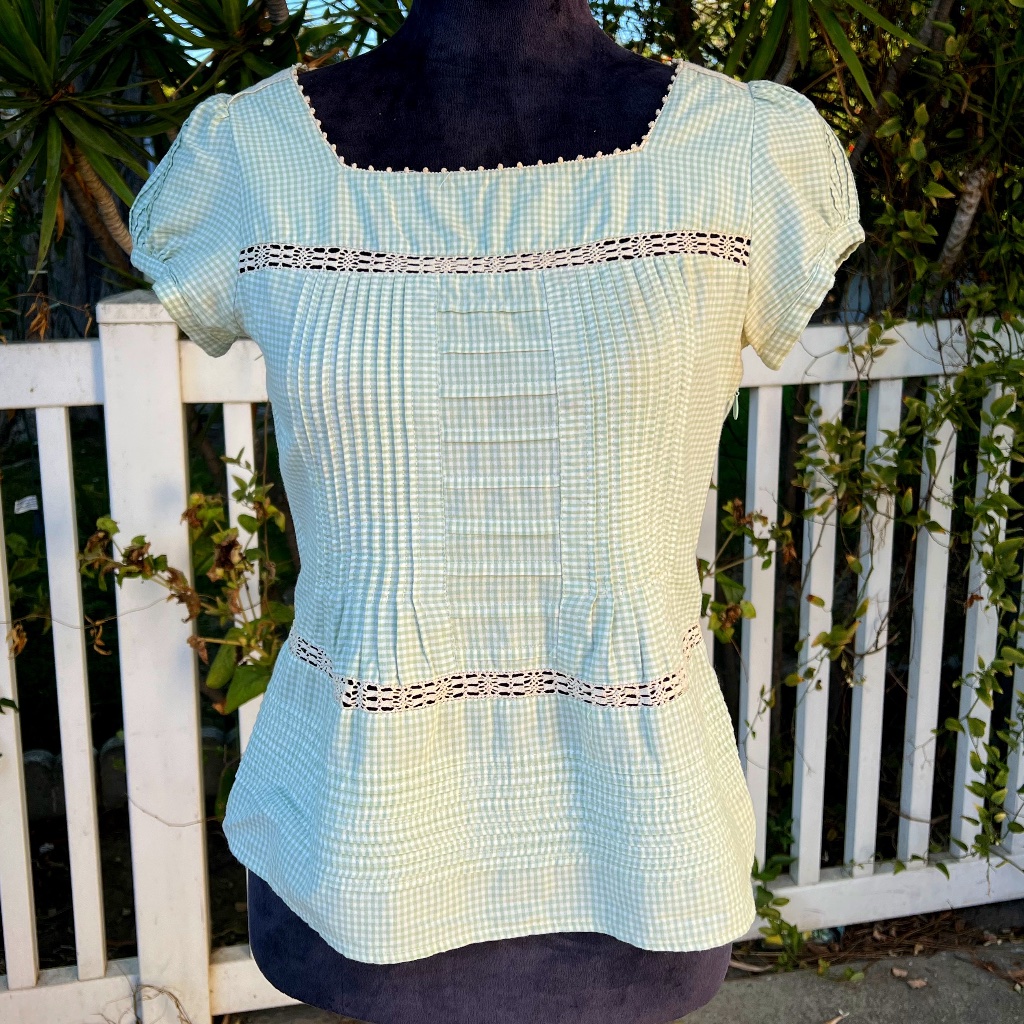 Edm & Esyllte Anthropologie Blouse, Size 2